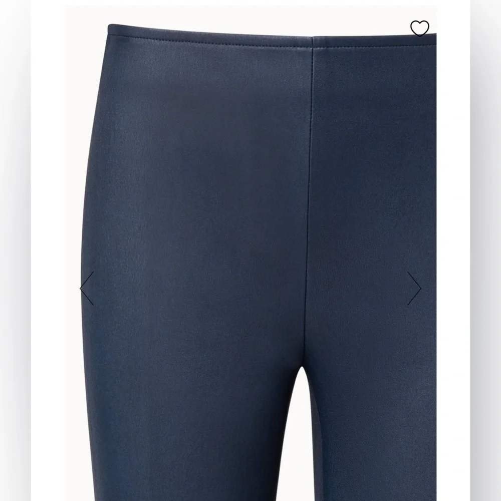 AKRIS Punto Nappa Lamb Fancy Fitted Leather Pants Black Navy 2 stretch Legging